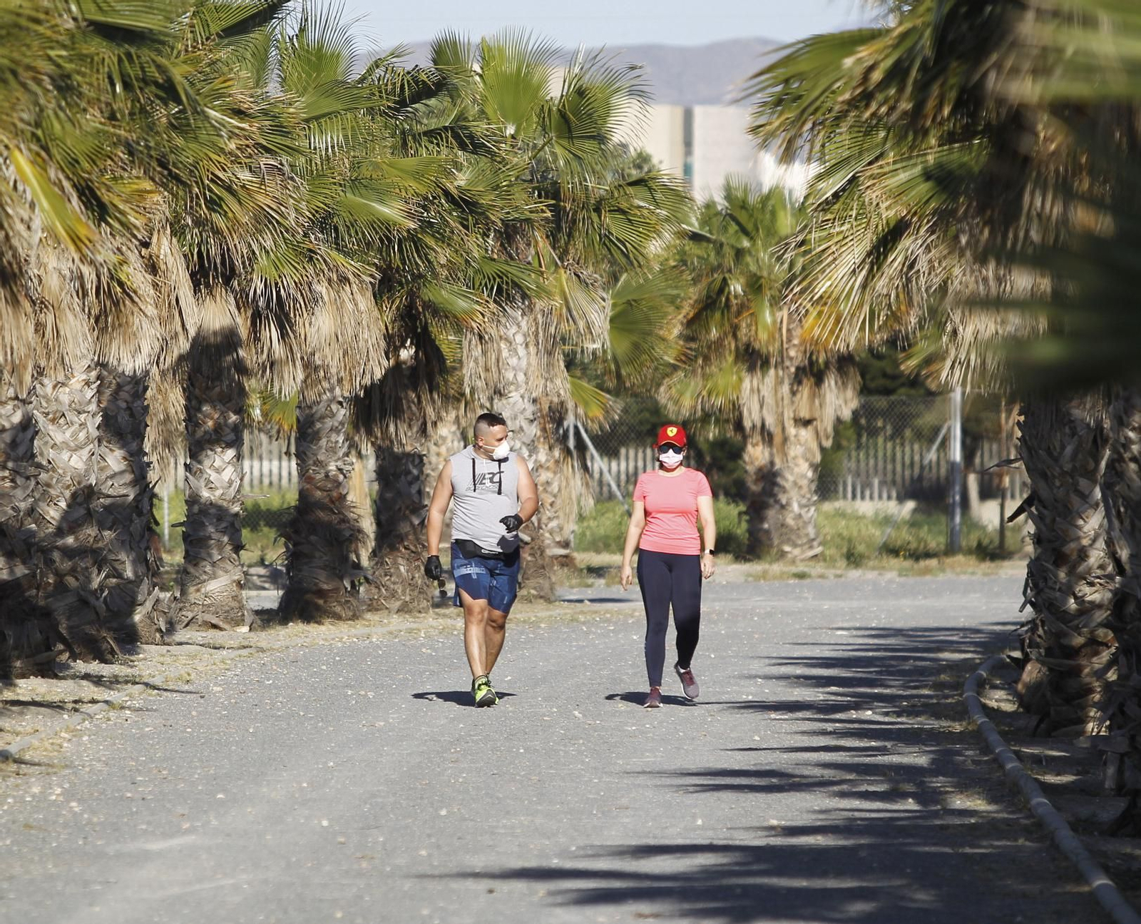 Fotogalería domingo de deporte en coronavirus. COVID-19. Almería