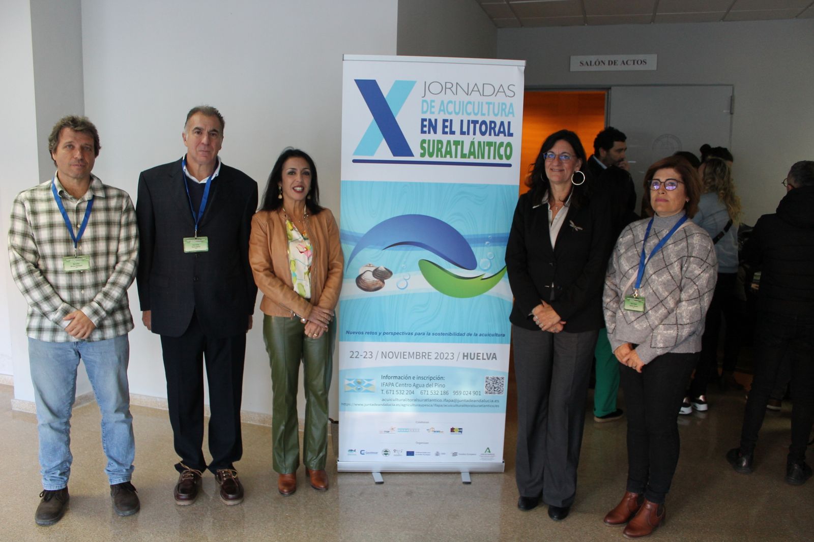 Foto de familia de las X Jornadas de Acuicultura en el Litoral Suratlántico