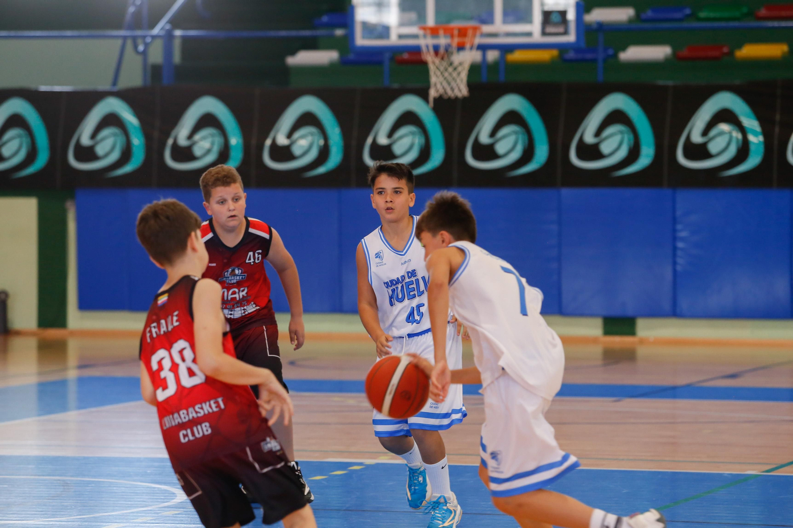 Las fotos de la tercera jornada del Cadeba mini masculino de La Linea