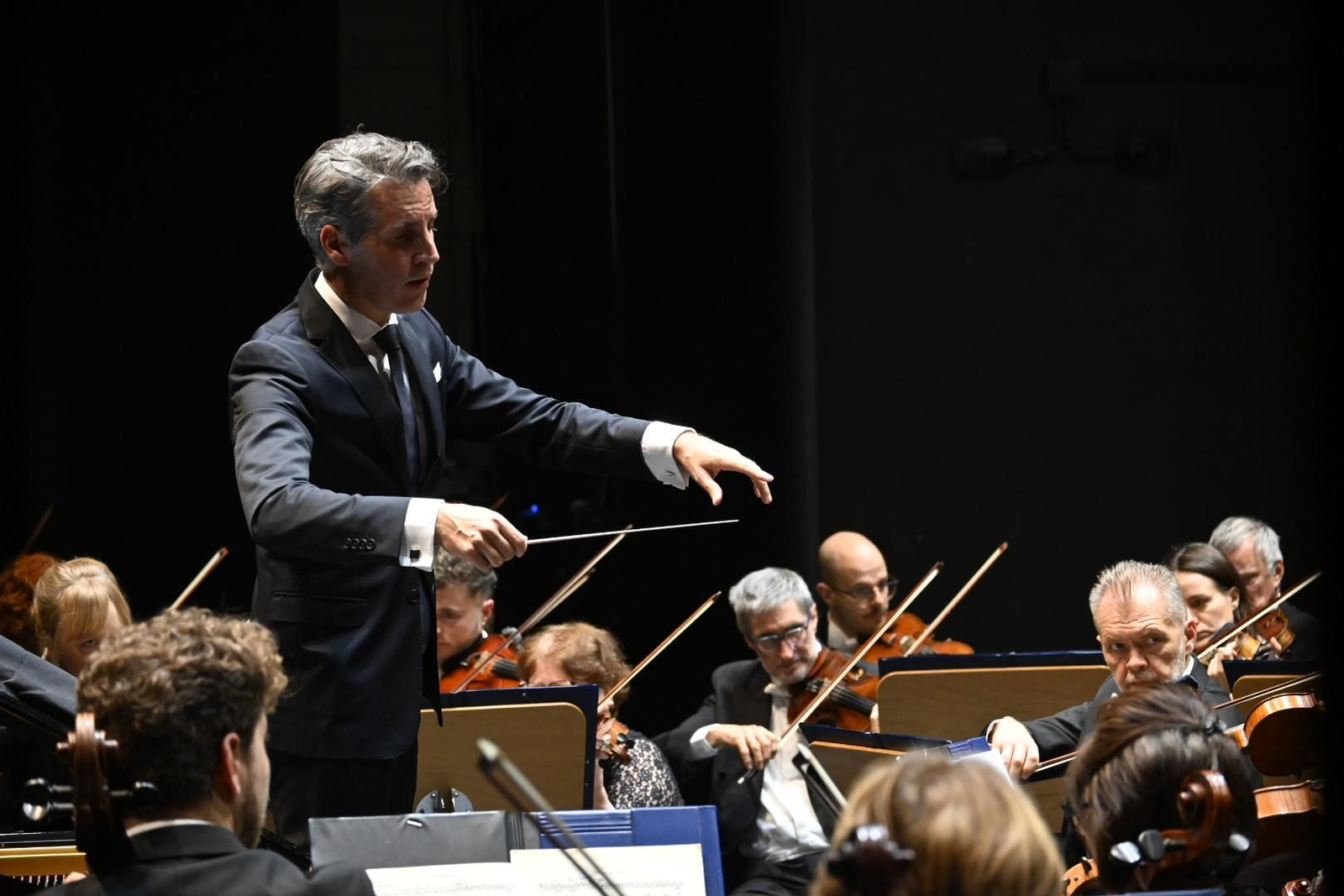 Imágenes del concierto de Perianes en la Casa Colón