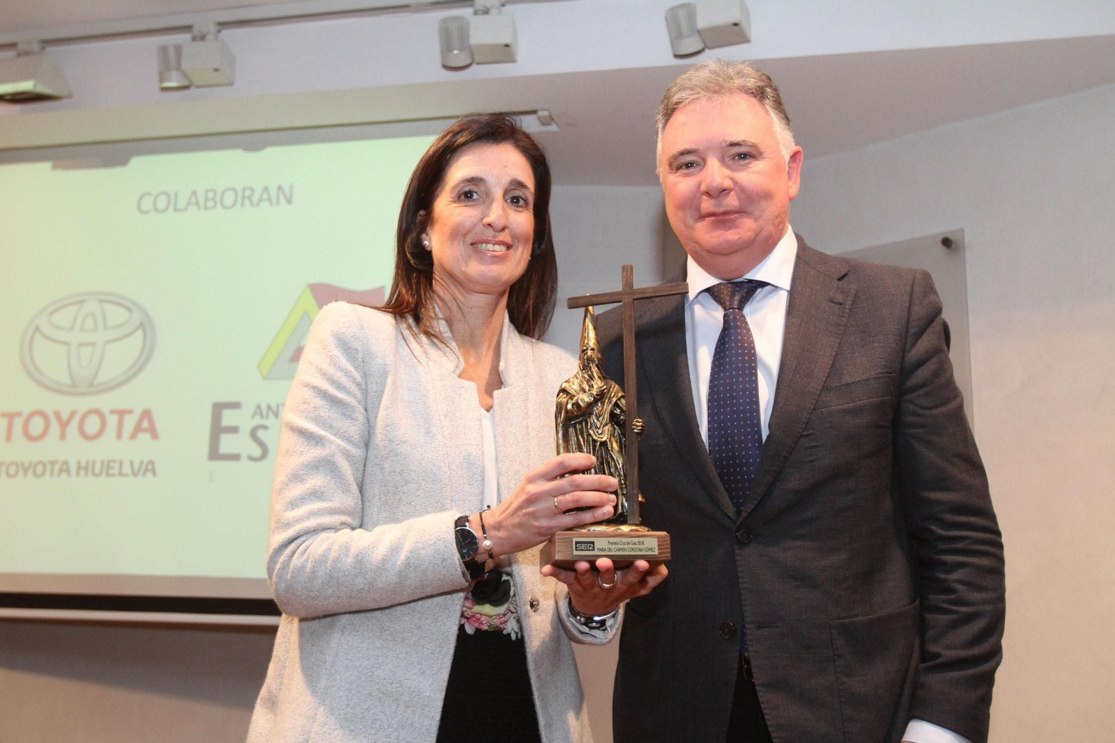 Reconocimiento a Carmen Córdoba