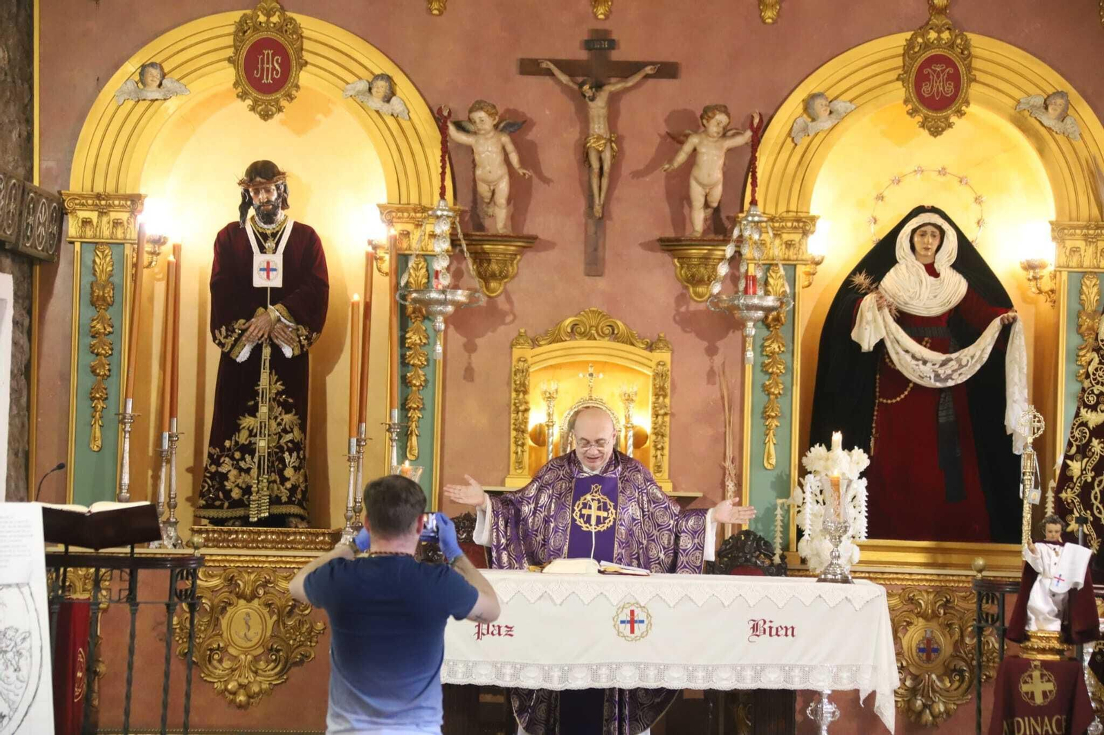 Jesús de Medinaceli y la Virgen de la Esperanza en su capilla este Martes Santo, sin salida por el coronavirus
