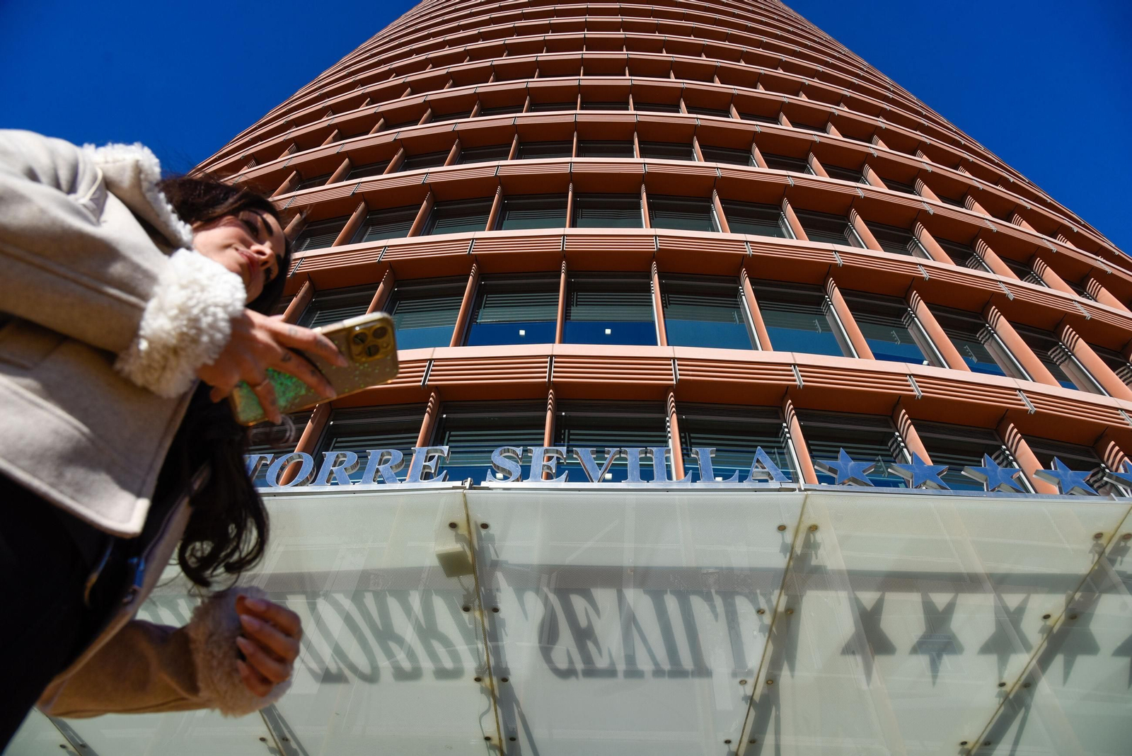Rascacielos de Torre Sevilla, que acoge oficinas y un hotel de cinco estrelllas