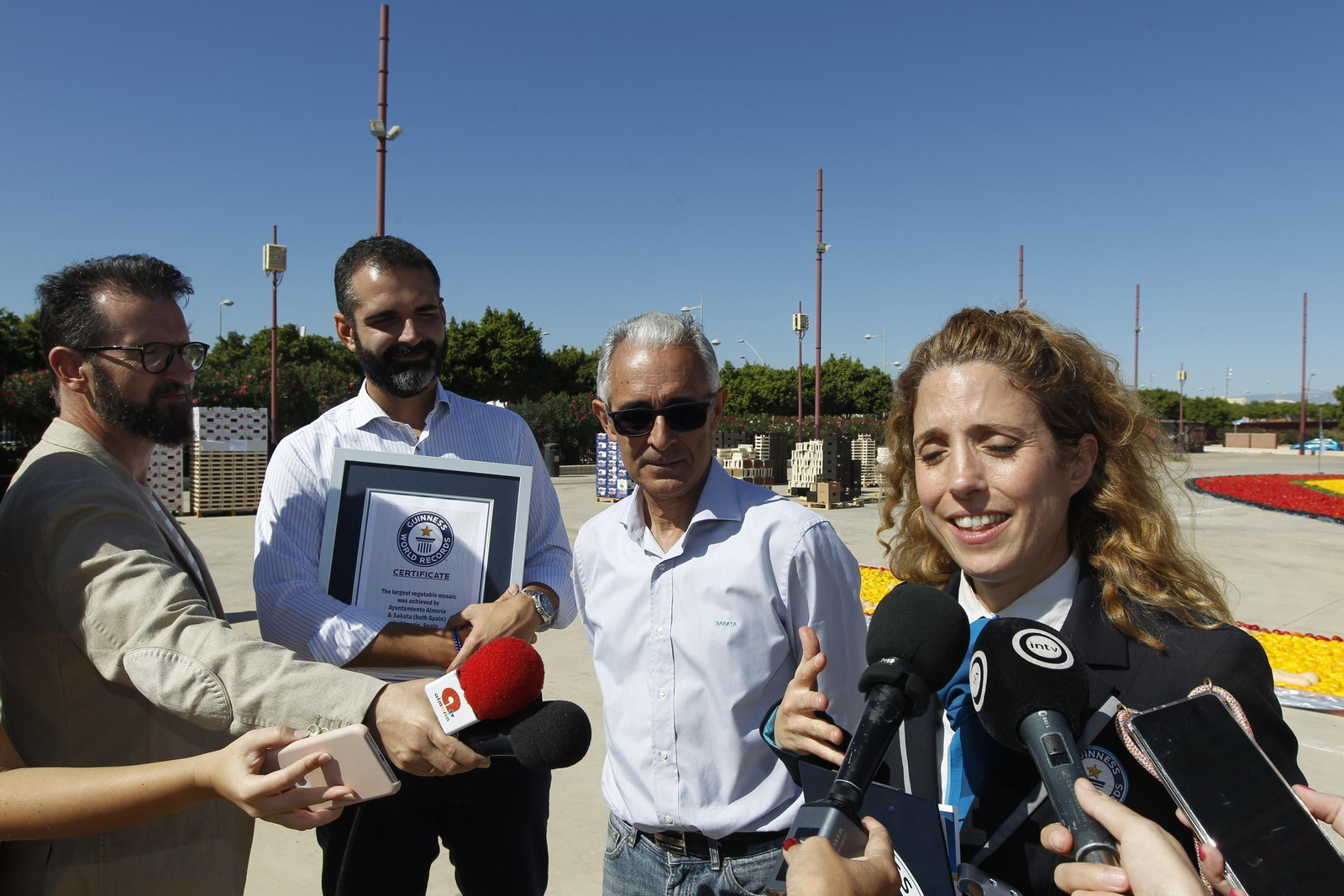 Fotogalería Récord Guinness Corazón Hortalizas Almería
