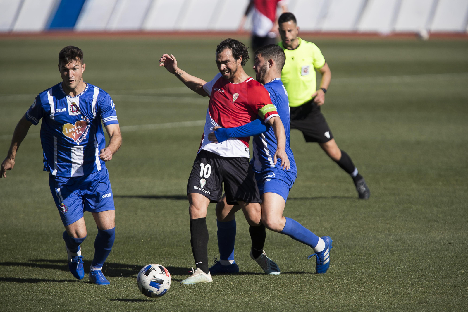 Las imágenes del triunfo del Córdoba CF ante el Lorca Deportiva Las imágenes del triunfo del Córdoba CF ante el Lorca Deportiva