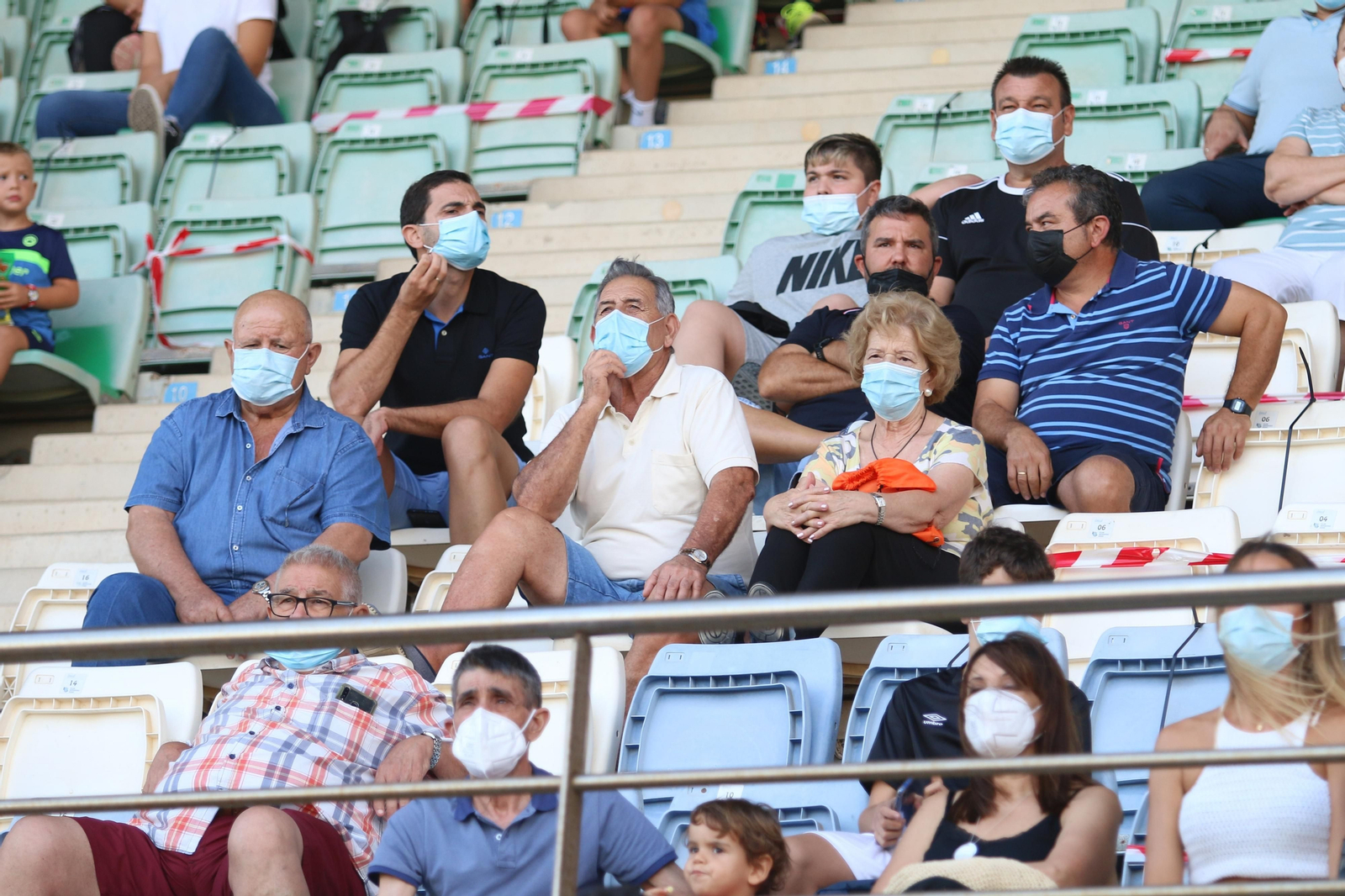 Fotogalería del derbi en Santo Domingo