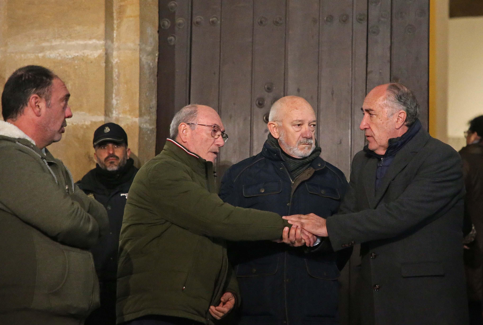 Fotos de la llegada de los restos mortales de Diego Valencia a la parroquia de La Palma en Algeciras