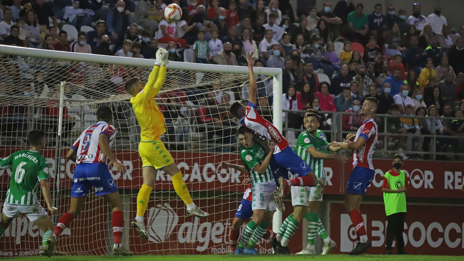 Las mejores fotos del Algeciras - Betis Deportivo