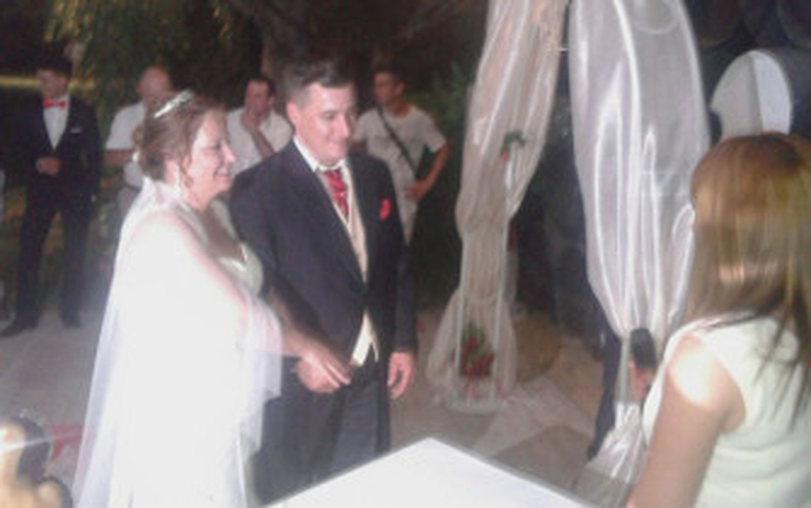 Un post-it casi arruina una boda