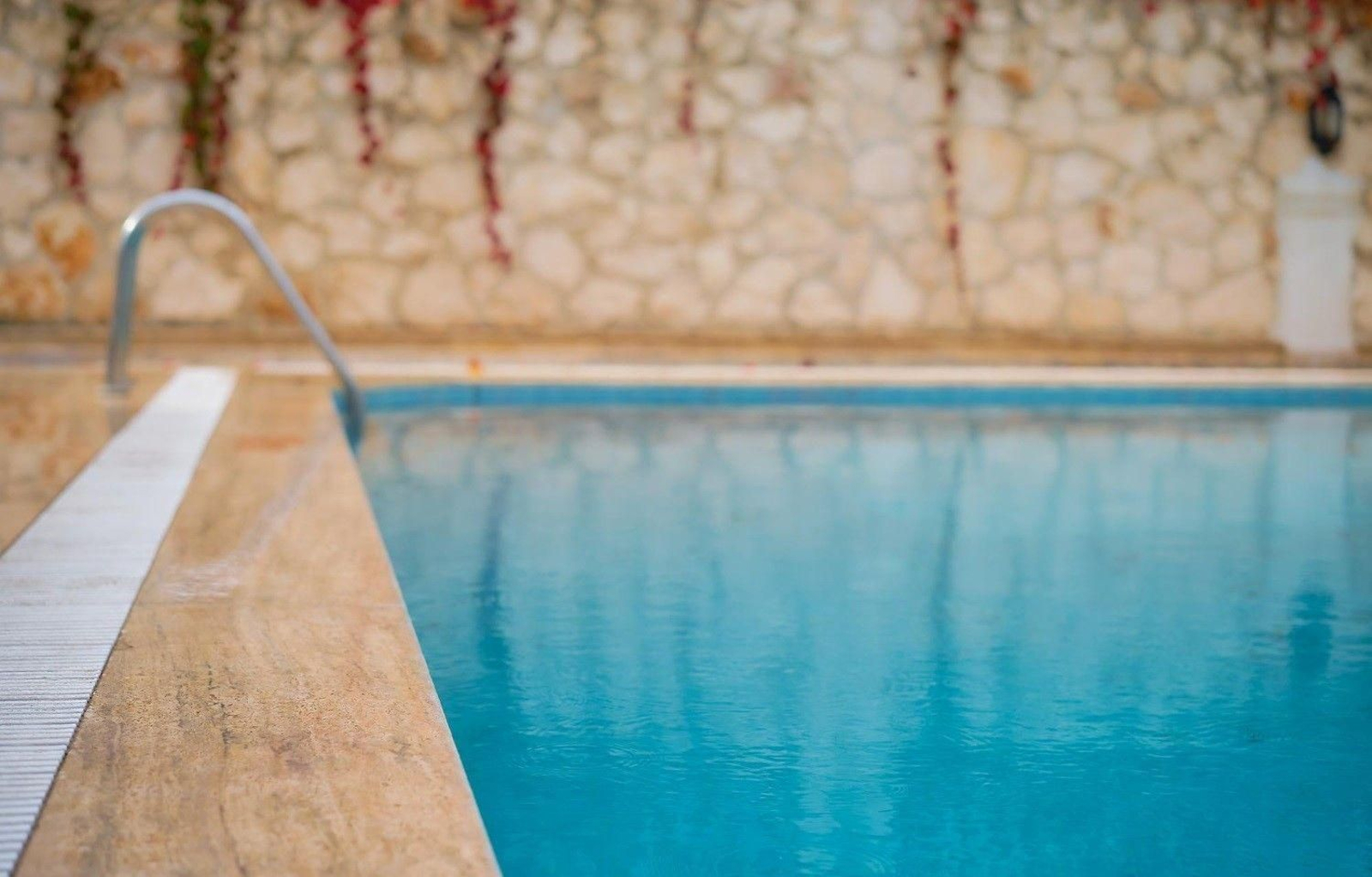 Imagen de archivo de una piscina