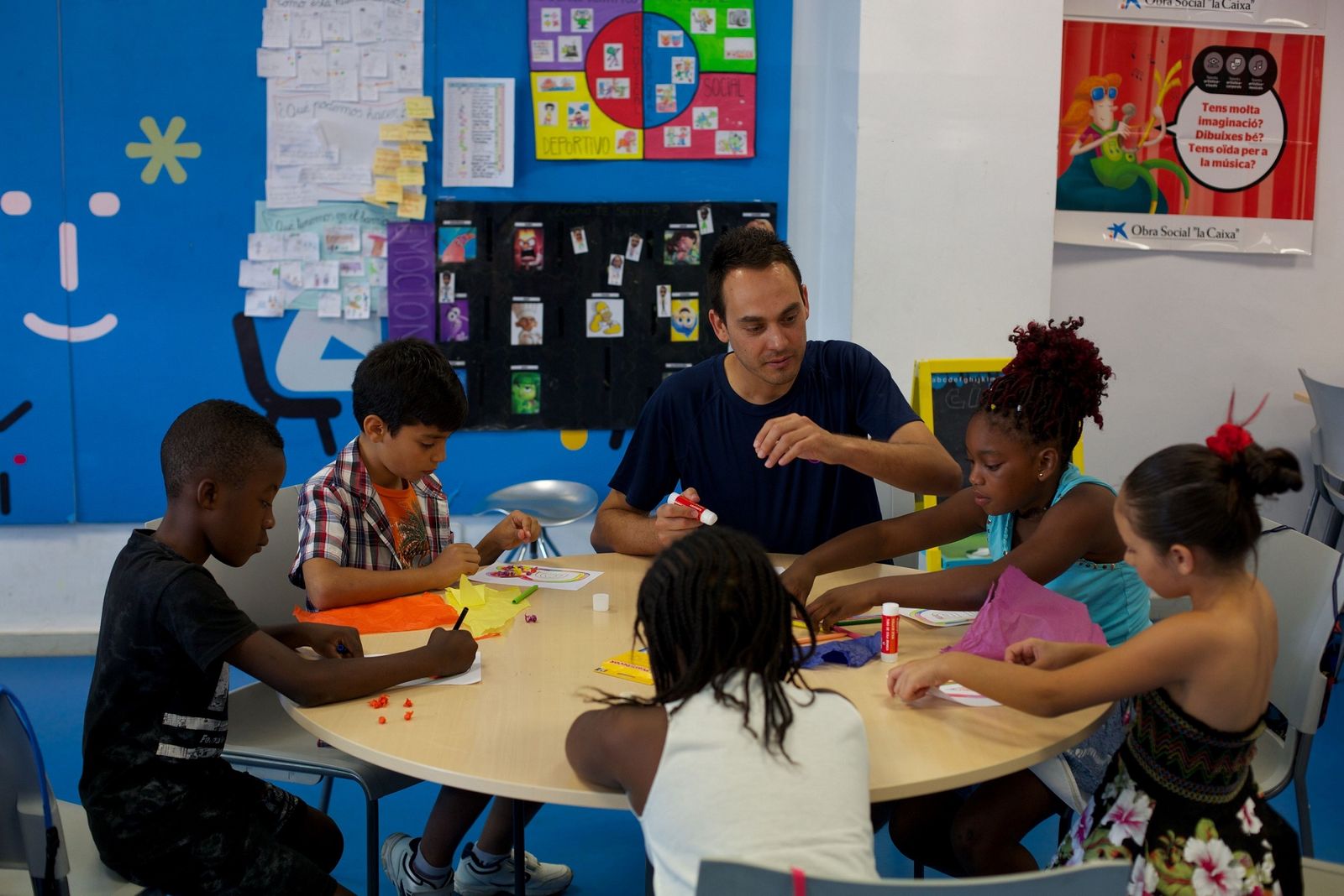 Cuatro de cada diez niños de Granada están en riesgo de pobreza