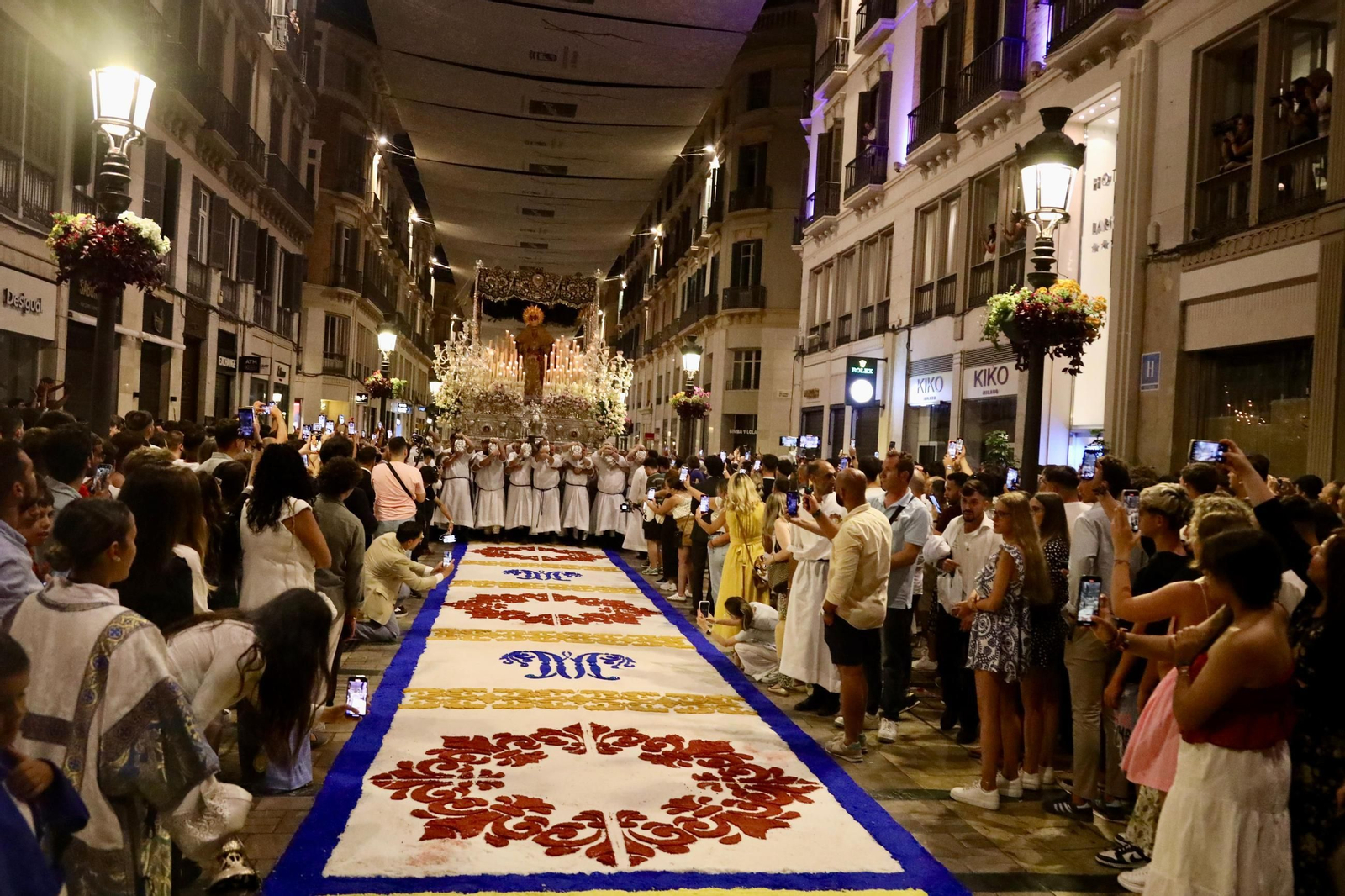 La procesión de la Virgen de la Paz, en fotos