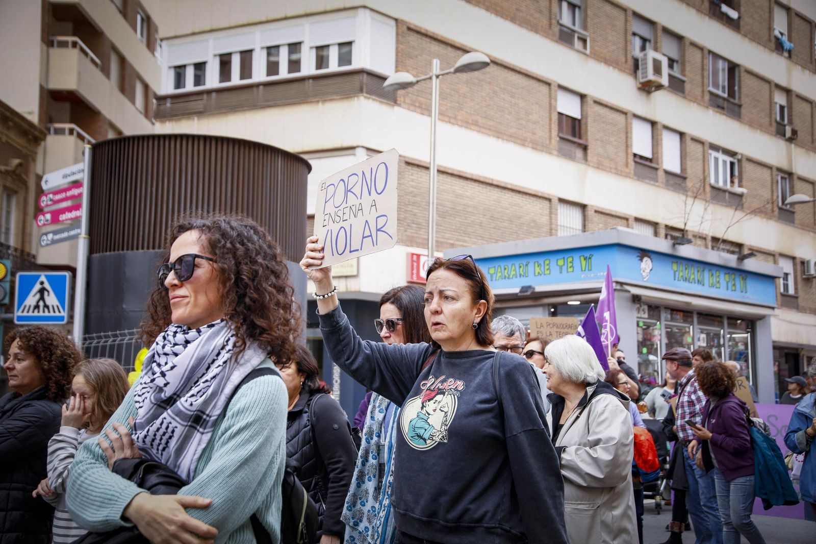 Las imágenes de la manifestación realizada por la Plataforma de Acción Feminista en Almería
