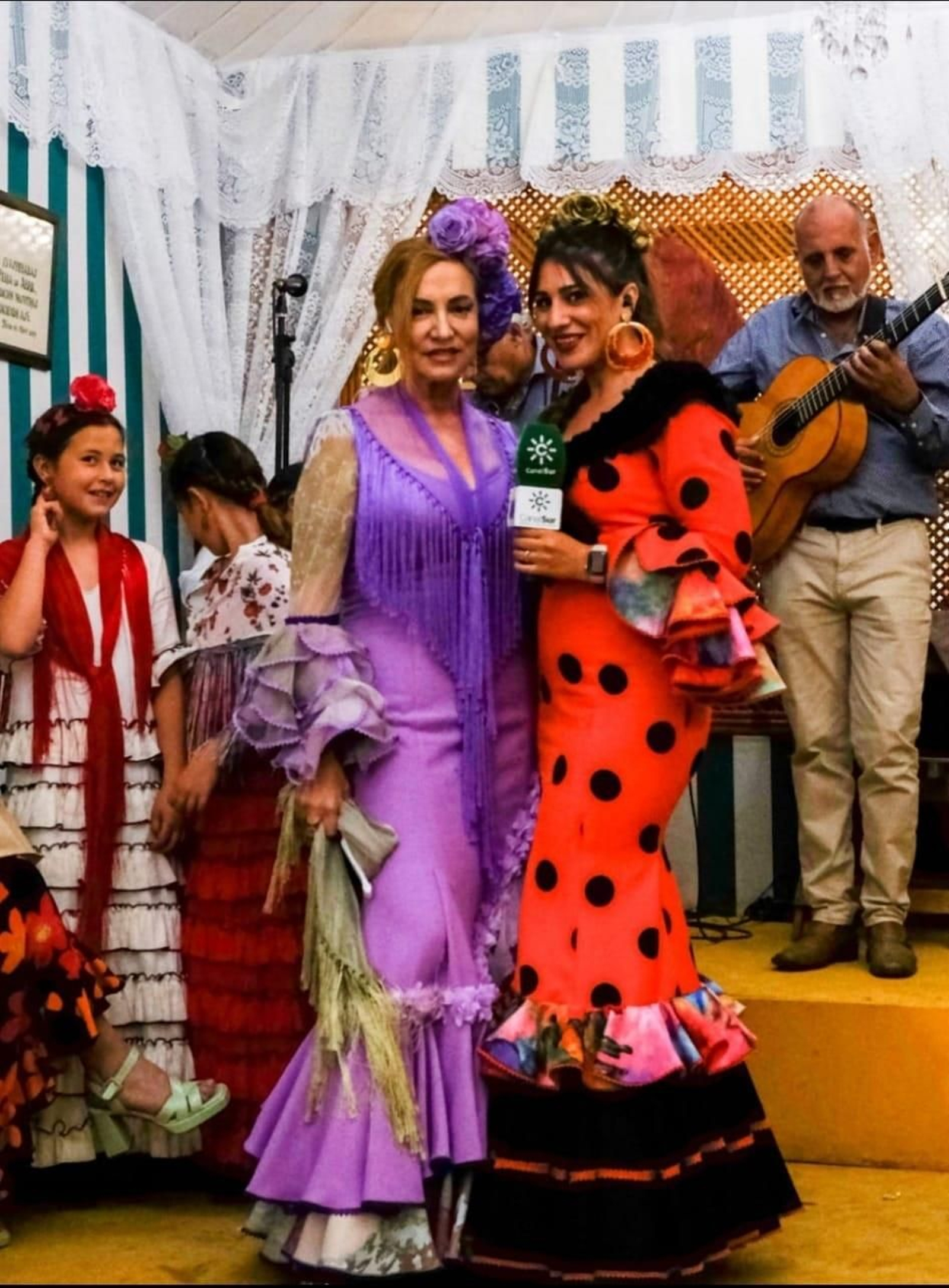 Los diseños de Ángeles Verano lucen en la Feria de Sevilla