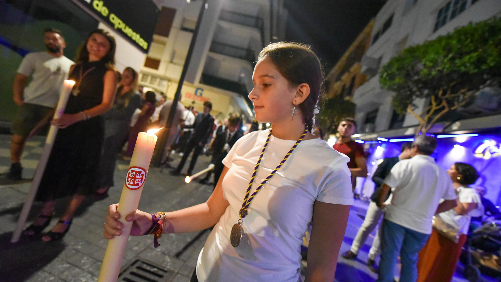 La Magna Mariana de Algeciras por la calle Convento, en imagenes
