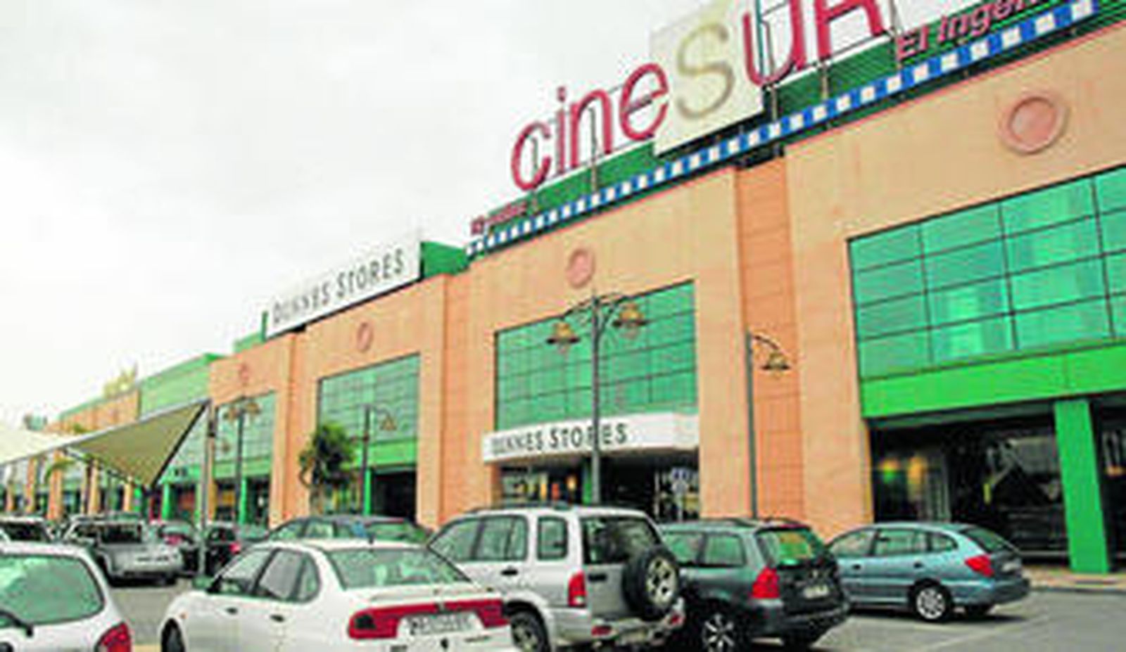 El centro comercial El Ingenio acogerá una de las nuevas tiendas.