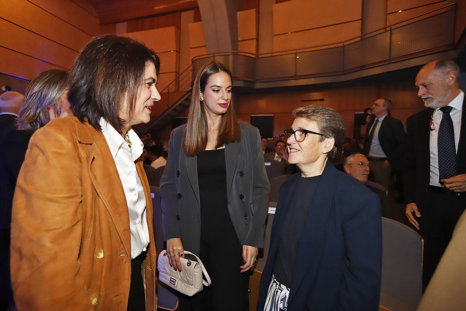 Imágenes de la recepción a los invitados a la gala del 40 aniversario de Huelva Información