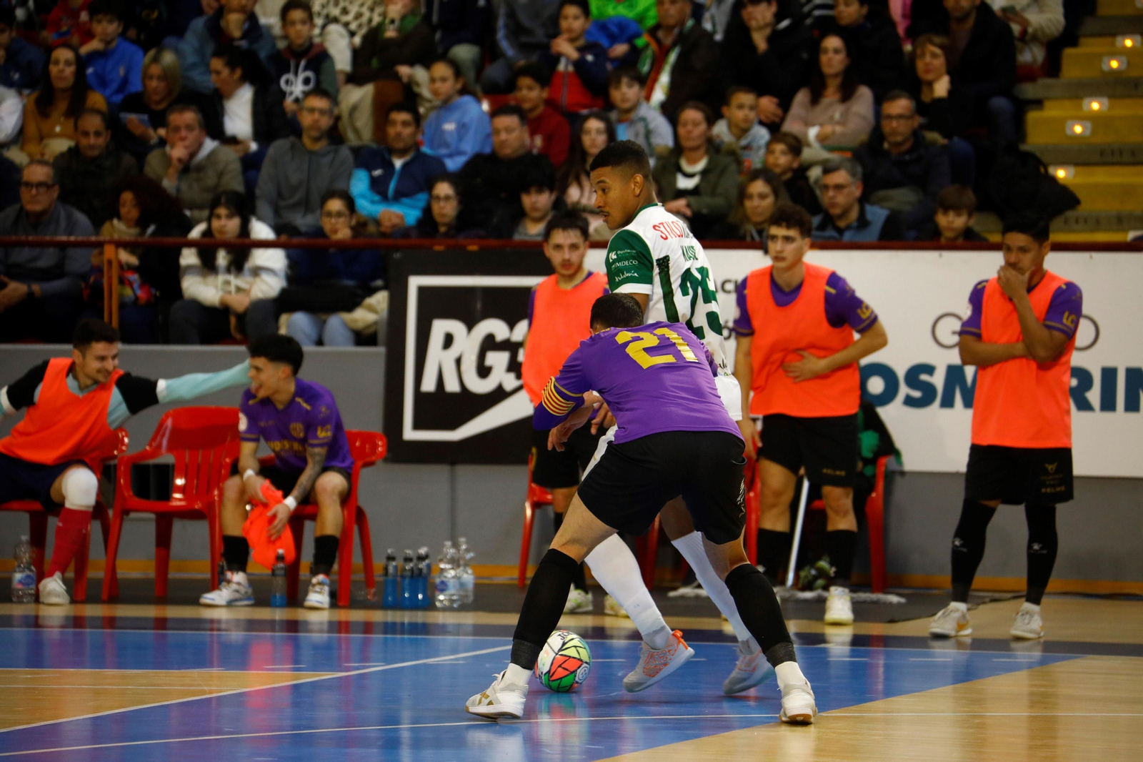 Las mejores fotos del Córdoba Futsal - Industrias Santa Coloma en Vista Alegre