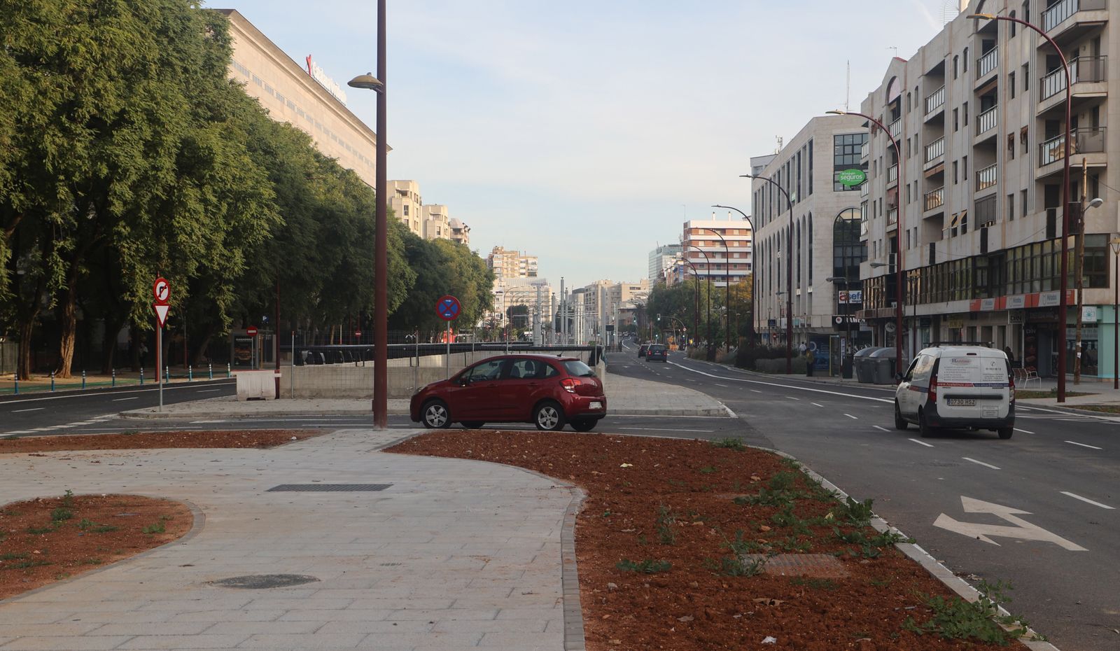 Apertura al tráfico de la Avda San Francisco Javier