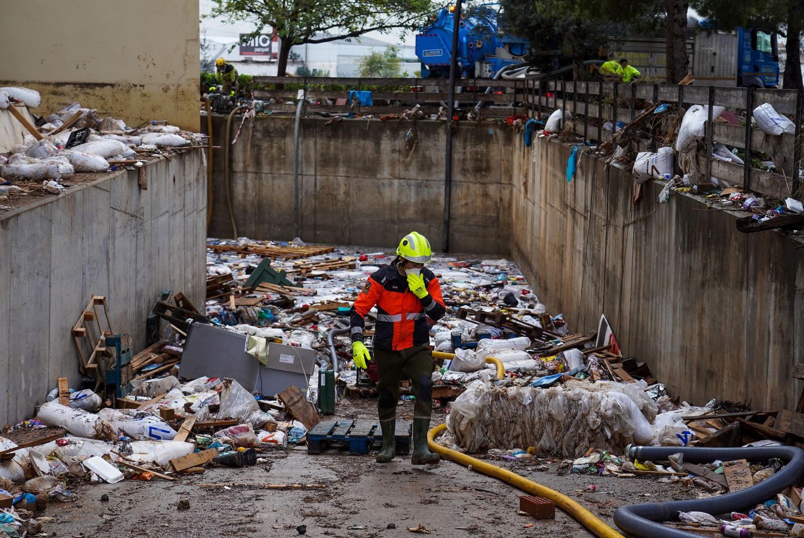 Destrozos en las indemnizaciones del centro comercial Bonaire.
