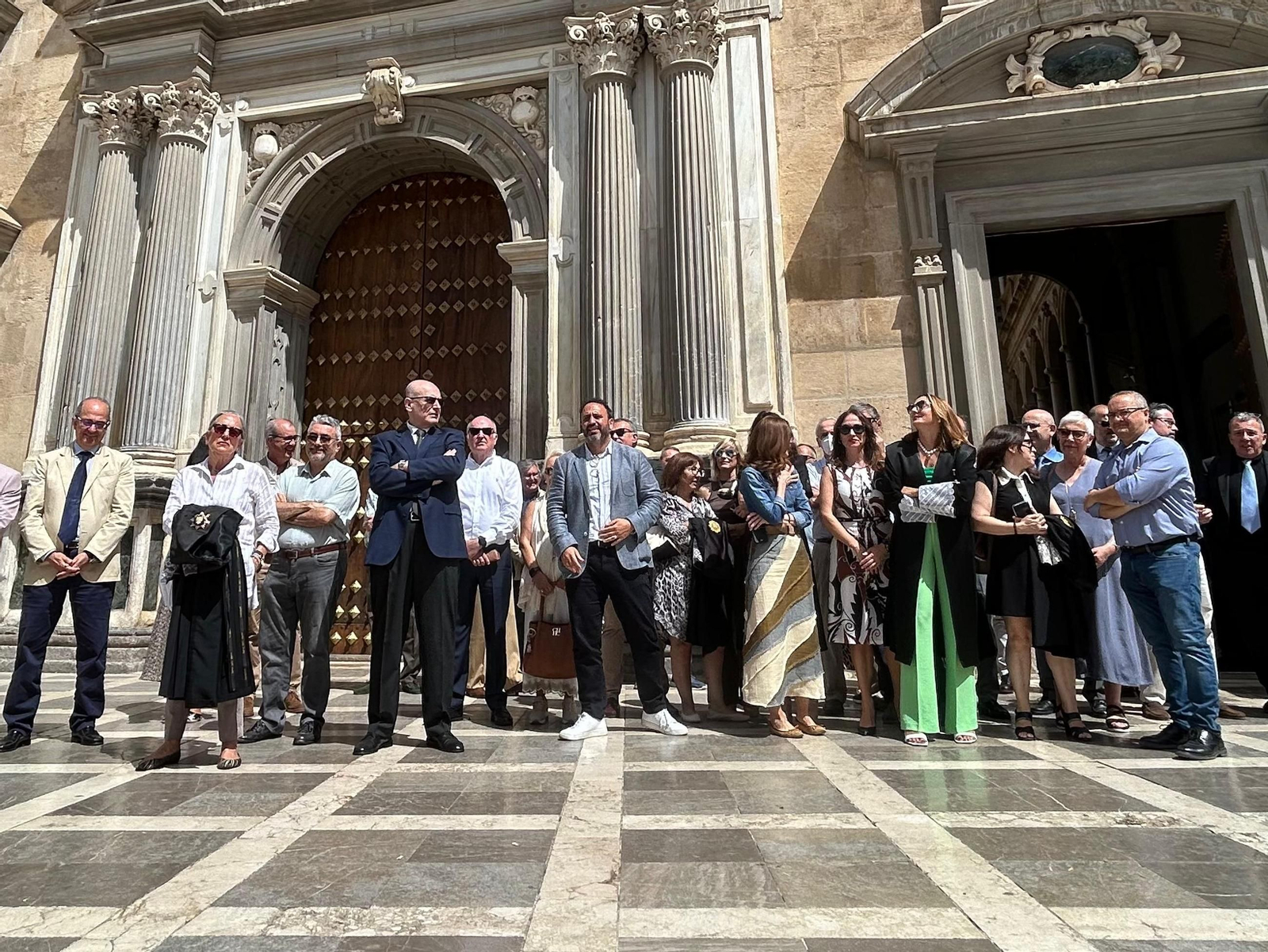 Un momento de la concentración a las puertas del TSJA