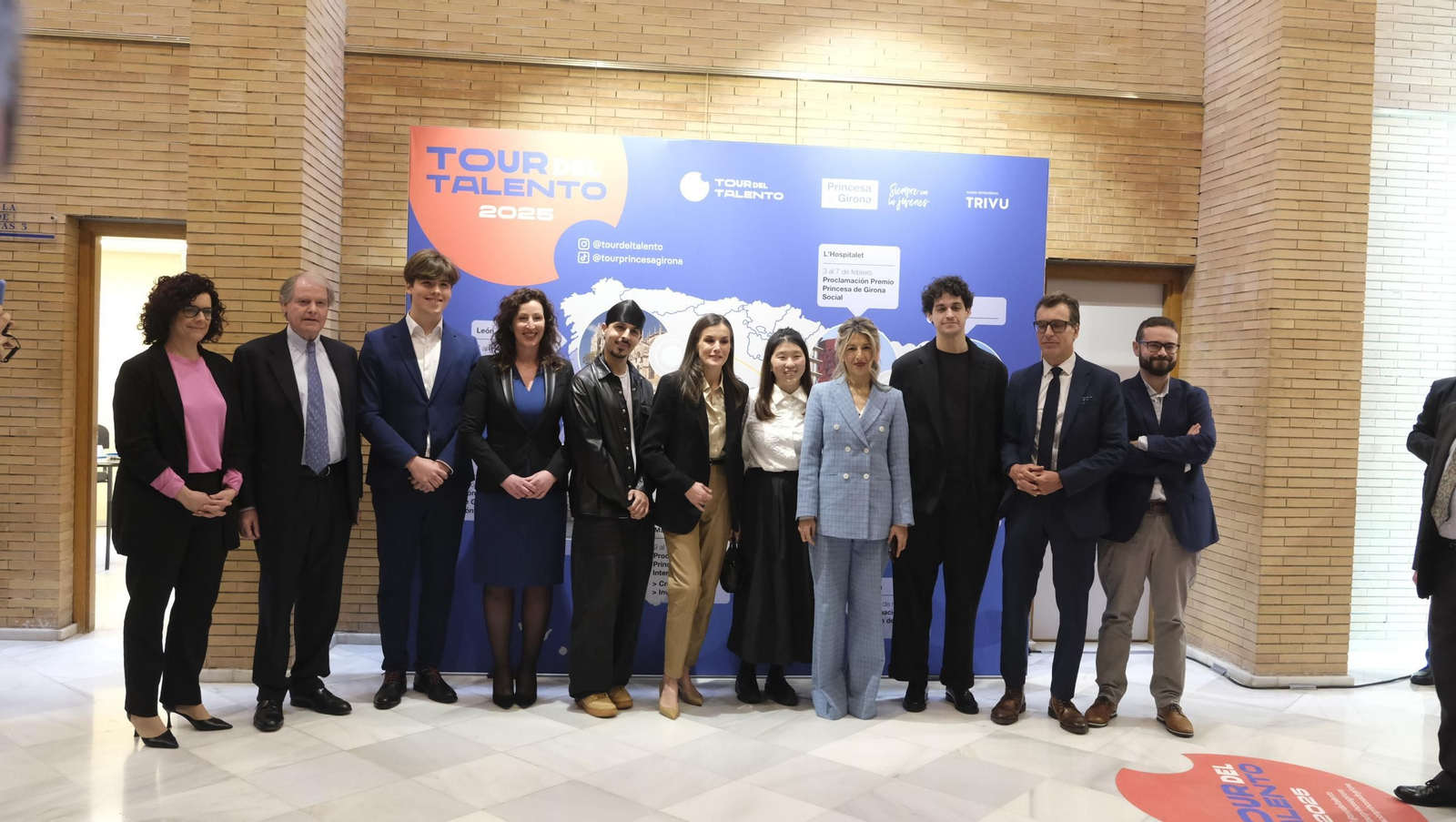 Imágenes de la Reina Letizia en el Tour del Talento en Almería