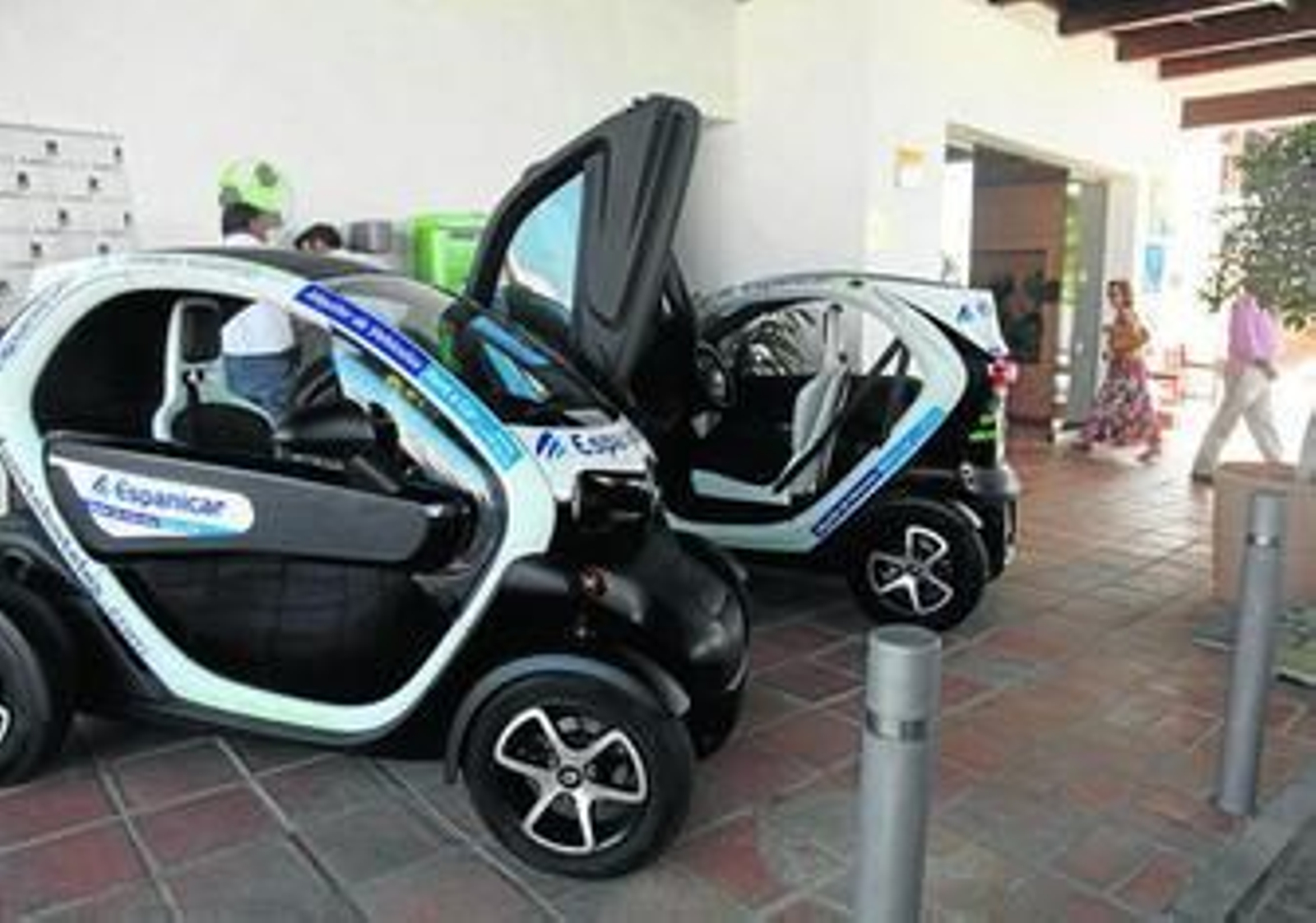 El hotel tiene previsto ampliar su flota de coches eléctricos de los dos actuales.