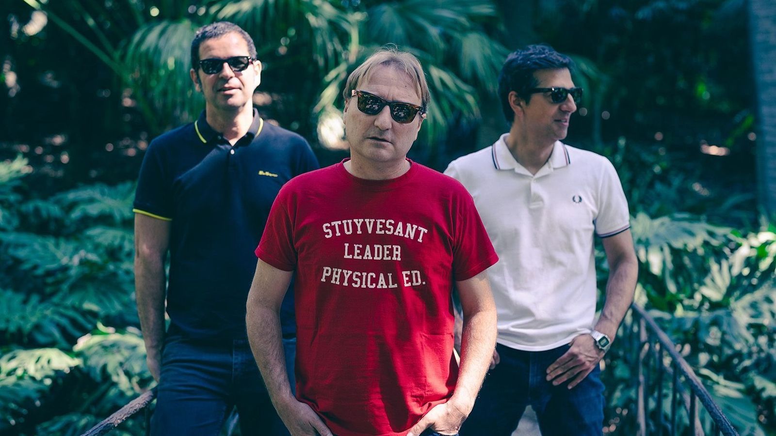 La banda de punk pop Airbag, un trío de Estepona formado por Adolfo Díaz Pepillo Medina y José Andrés Albertos.