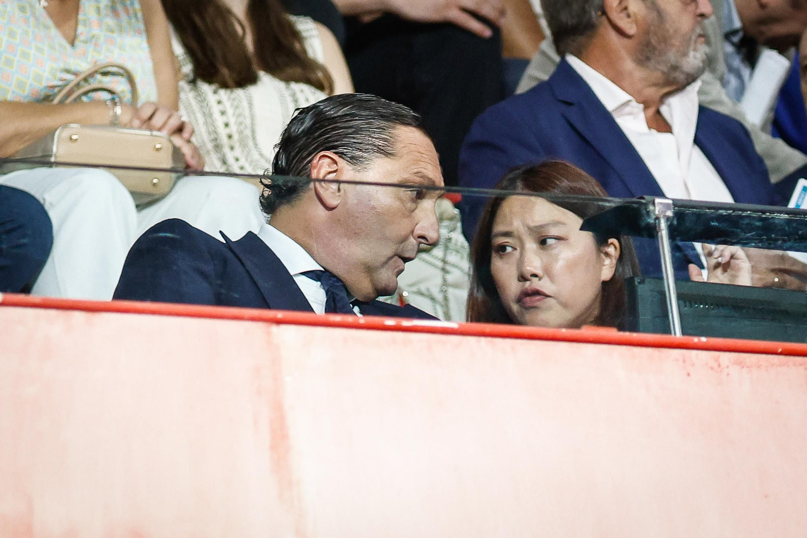 Encuéntrate en la grada de Los Cármenes en el Granada-Mirandés