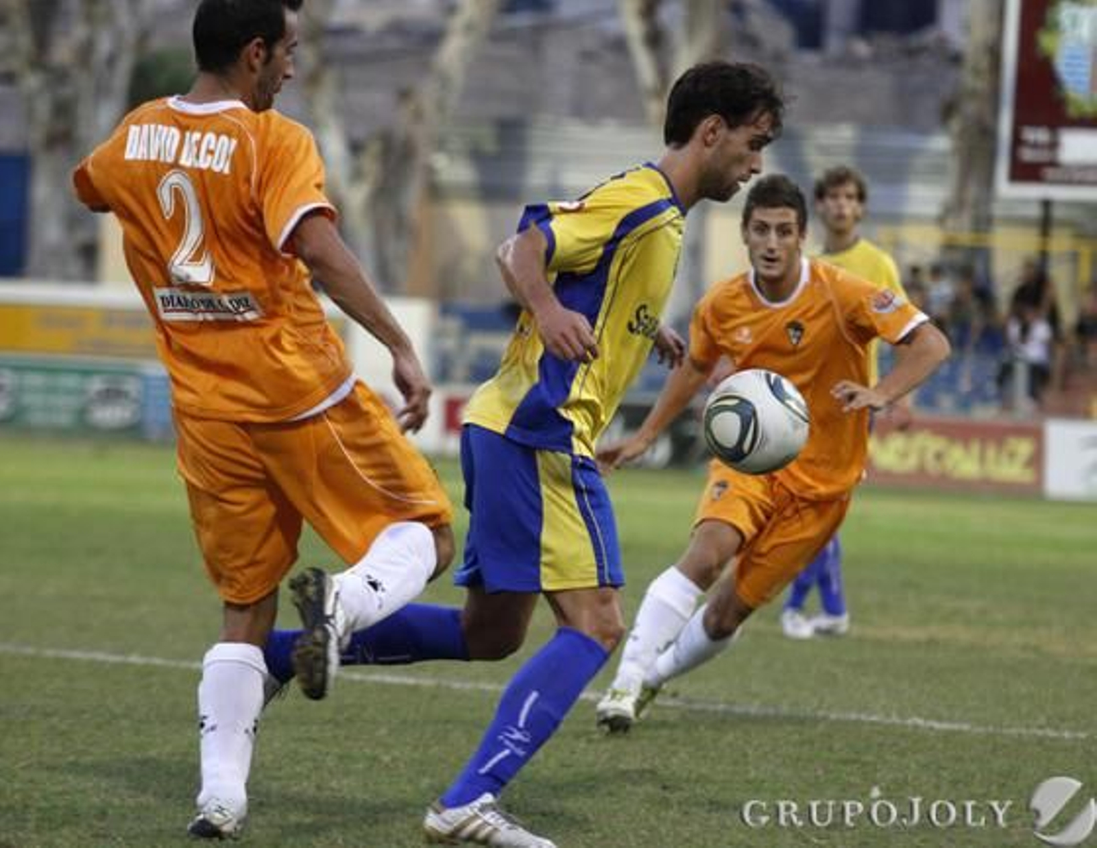 De Coz va al cruce. 

Foto: LOF