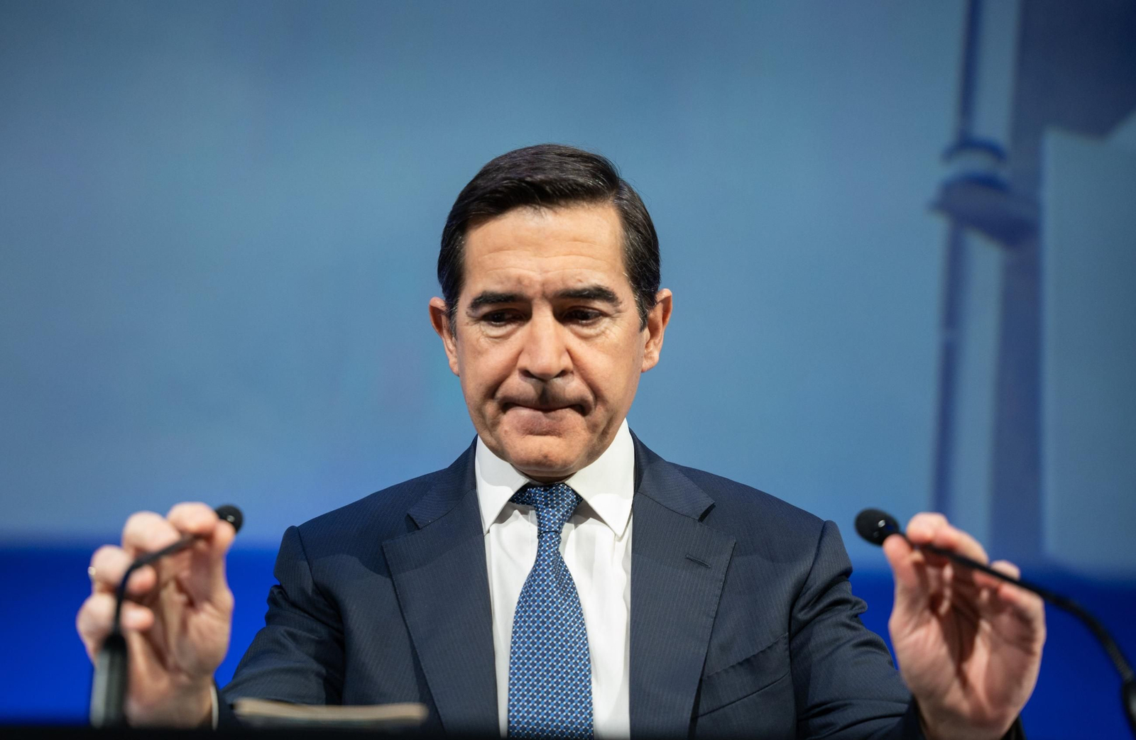 El presidente de BBVA, Carlos Torres, en una rueda de prensa. El presidente de BBVA, Carlos Torres, en una rueda de prensa.