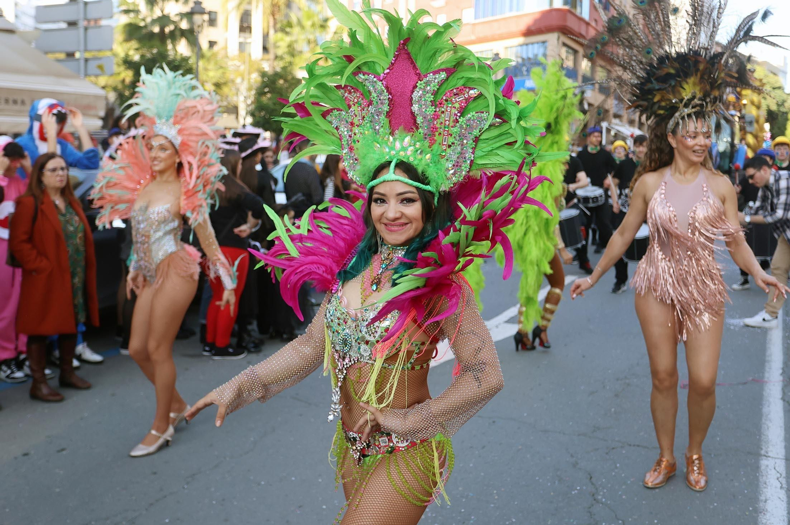 Imágenes de la cabalgata del Carnaval Colombino 2024