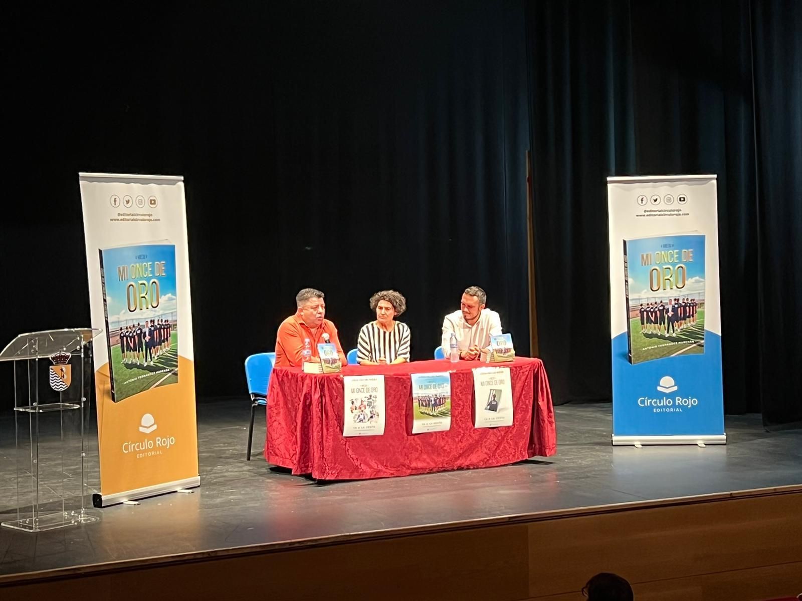 Fernández Marchán, junto a Nieves Mendoza y Jesús Alba en Guadalcacín.