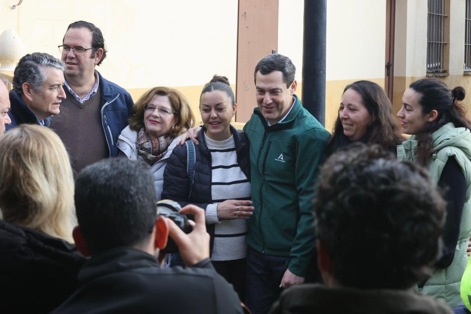 Imágenes de la visita de Alberto Núñez Feijóo y Juanma Moreno a las zonas inundadas de Jerez