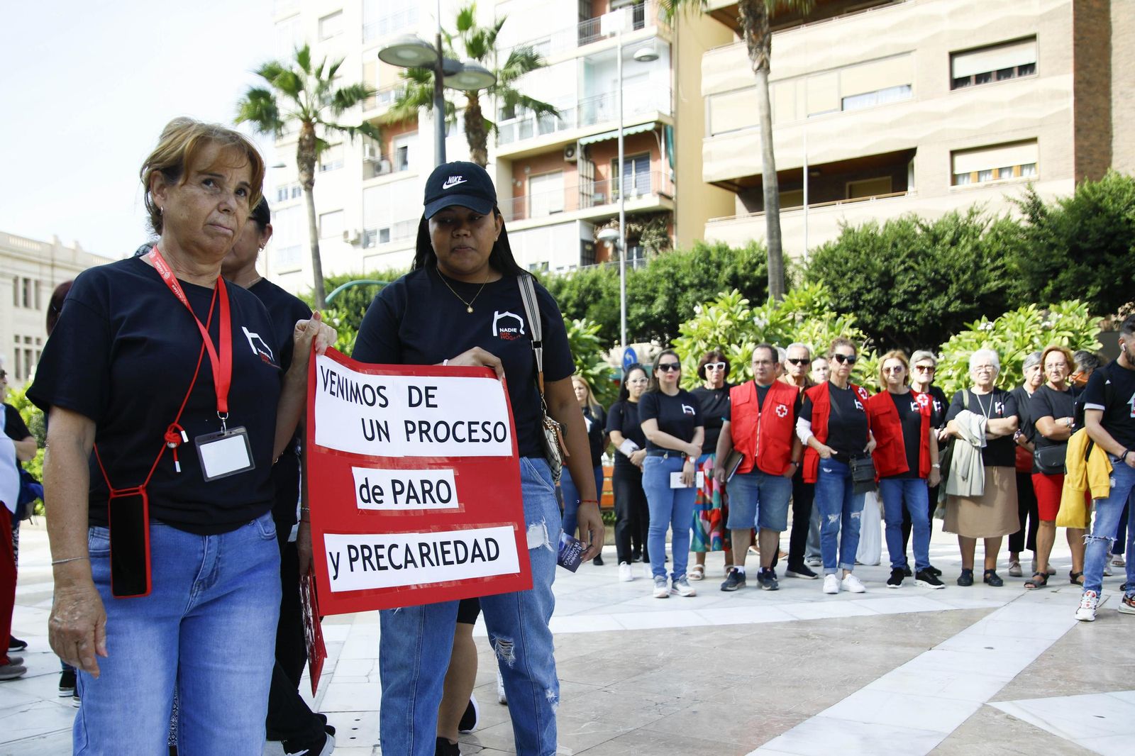 Imágenes de la campaña "Camino de Santiago" para celebrar el día de las personas sin hogar en Almería