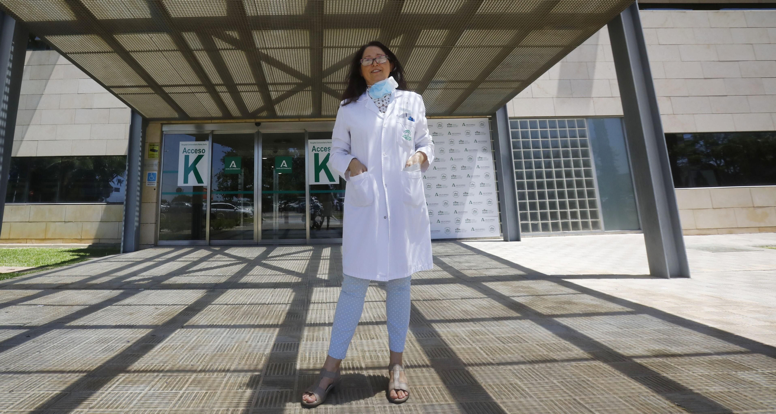 La dermatóloga del Hospital Reina Sofía Marian Gallardo.