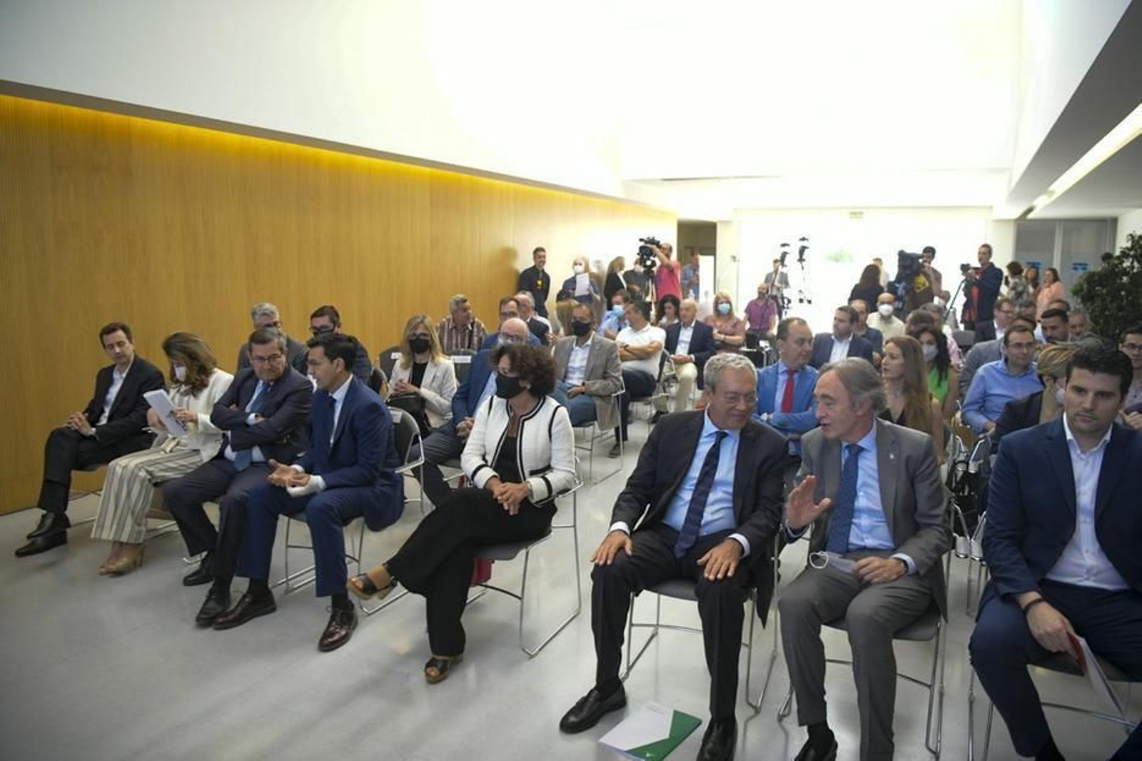 Presentación de la Fundación AI Granada, que ya cuenta con estatutos.