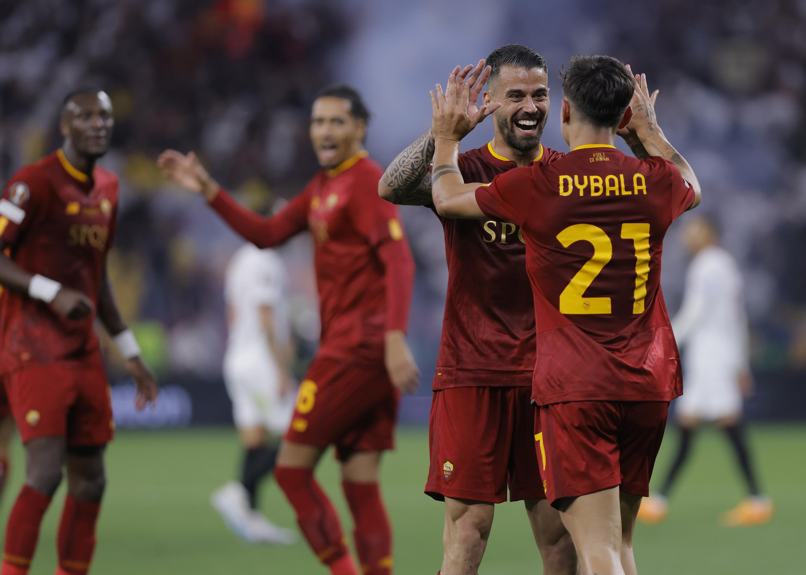 Las imágenes del Sevilla-Roma