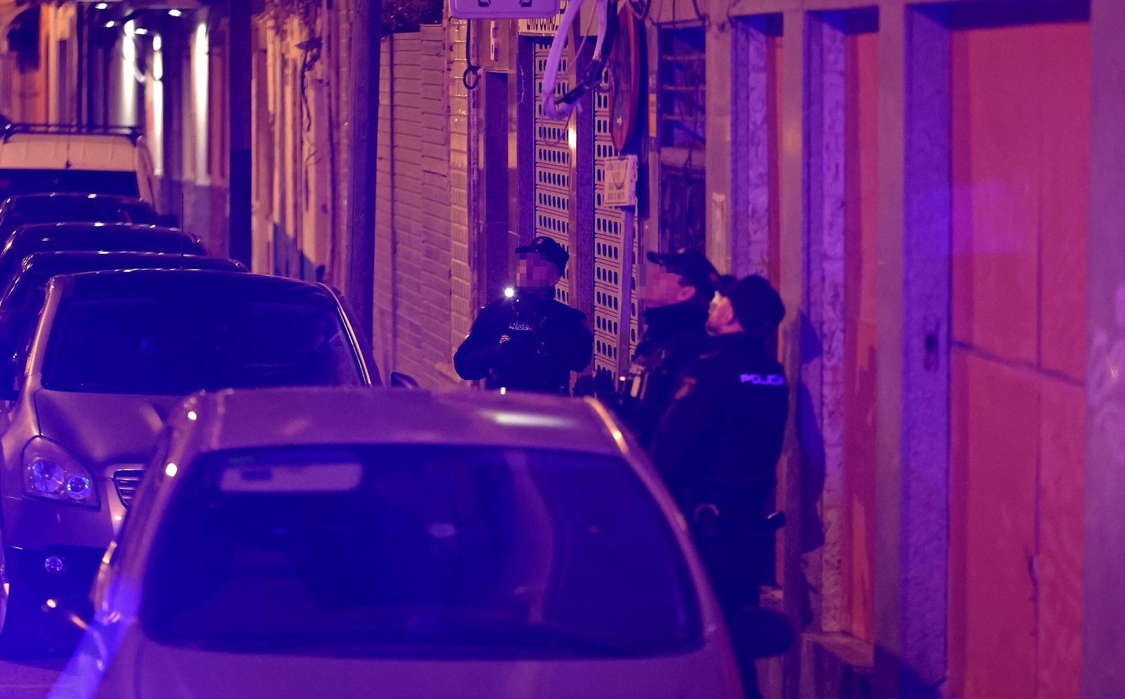 Fotos del despliegue de la Policía Nacional en el barrio de La Caridad de Algeciras