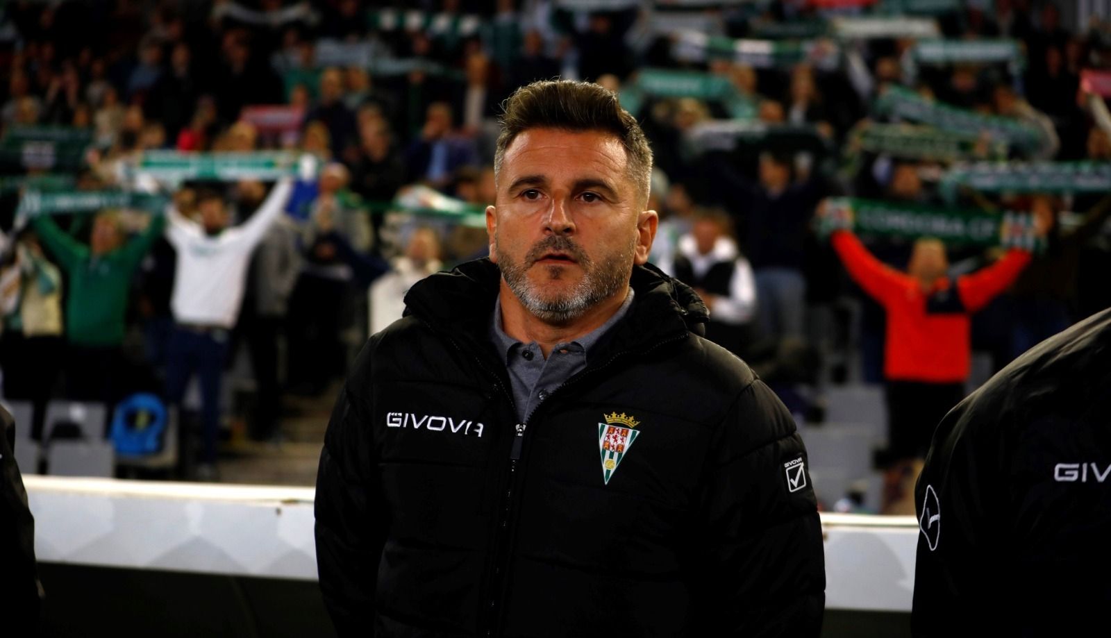 Iván Ania durante el encuentro del Córdoba CF ante el Real Murcia.