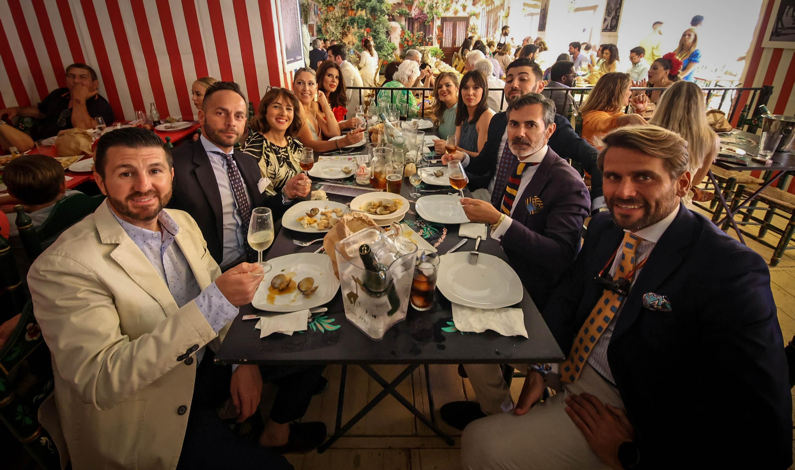 Búscate en las imágenes del viernes de la feria de Jerez 2023