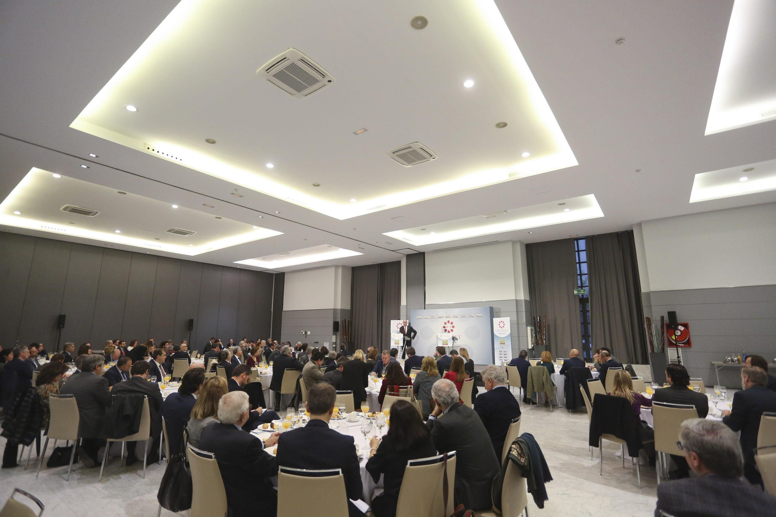 Fotos del Desayuno informativo Grupo Joly con el alcalde de Málaga