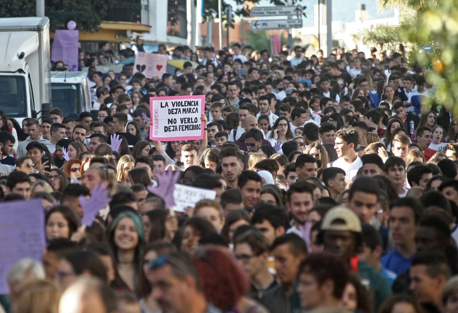 Manifestación contra la violencia de género en Algeciras