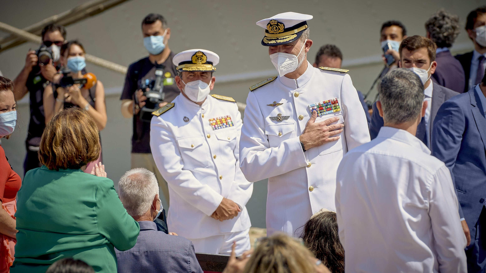 Recibimiento al buque escuela de la Armada española 'Juan Sebastián de Elcano'