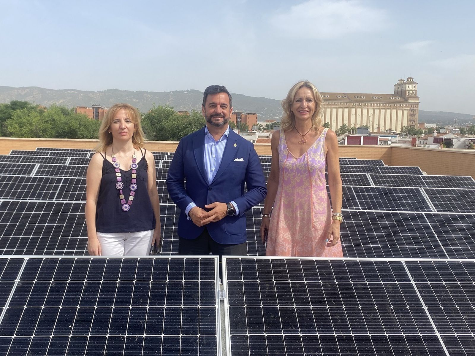 Placas fotovoltáicas instaladas en el IES Zoco