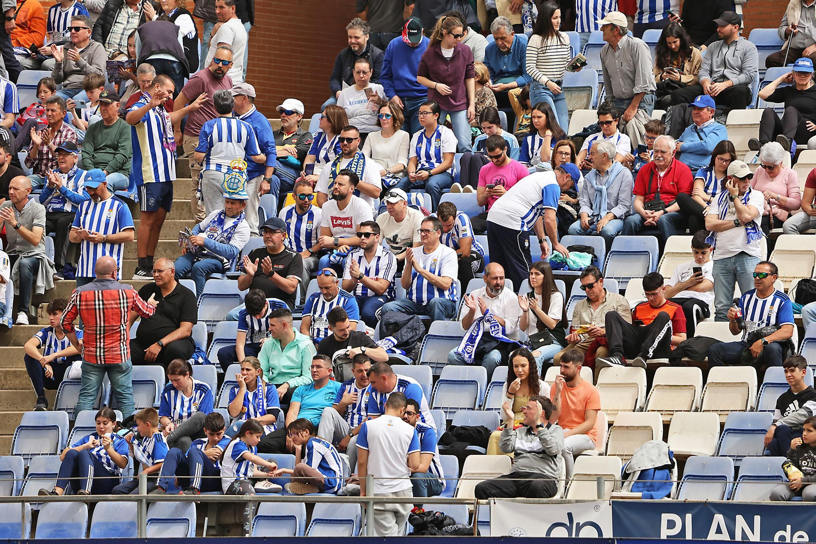 Búscate en el Nuevo Colombino en el Recreativo de Huelva-AD Mérida