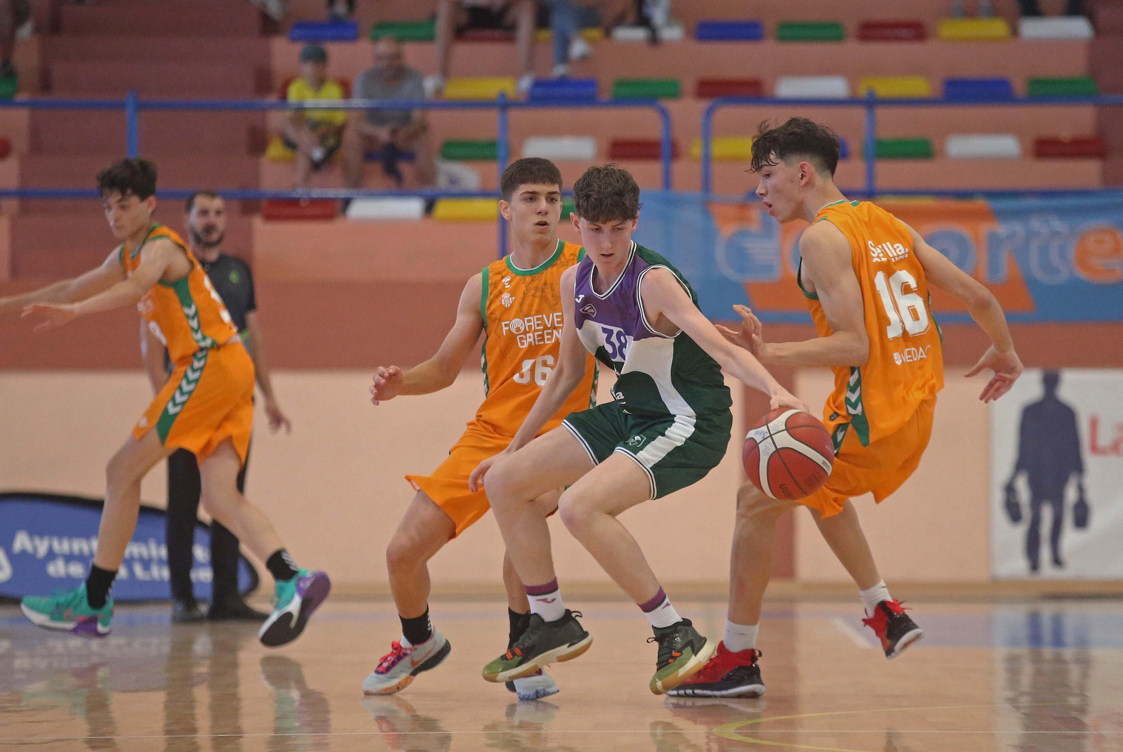 Fotos de la jornada final del Cadeba infantil masculino de La Línea