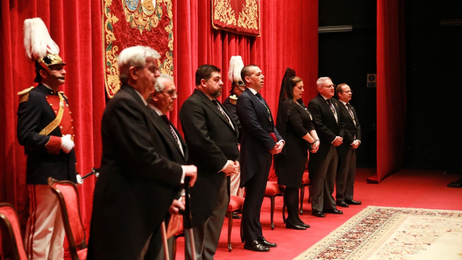 Autoridades asistetes al Pregón.