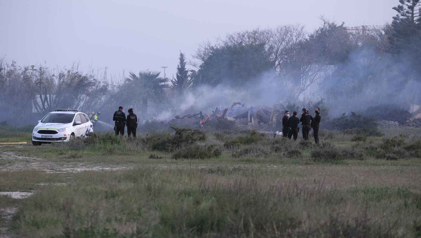 Fotogalería incendio descampado Vega de Acá. Almería