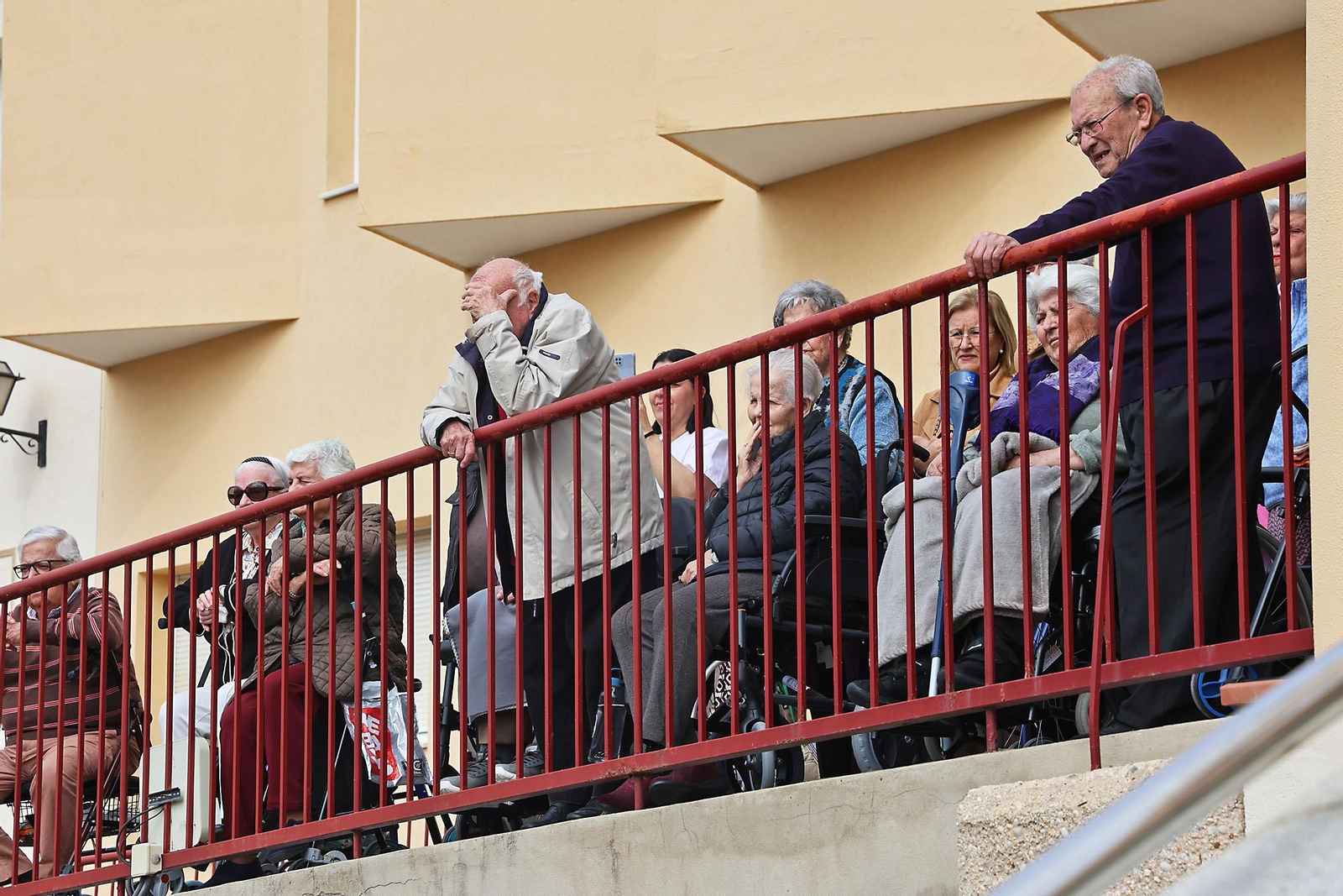 Imágenes de El Resucitado por el barrio de La Hispanidad